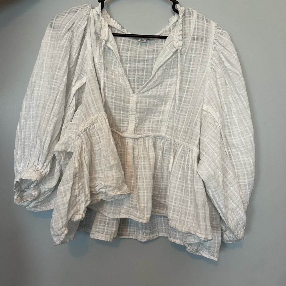 American Eagle Peasant Blouse